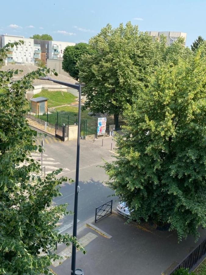 Jardins De La Noue Daire Villeneuve-la-Garenne Dış mekan fotoğraf